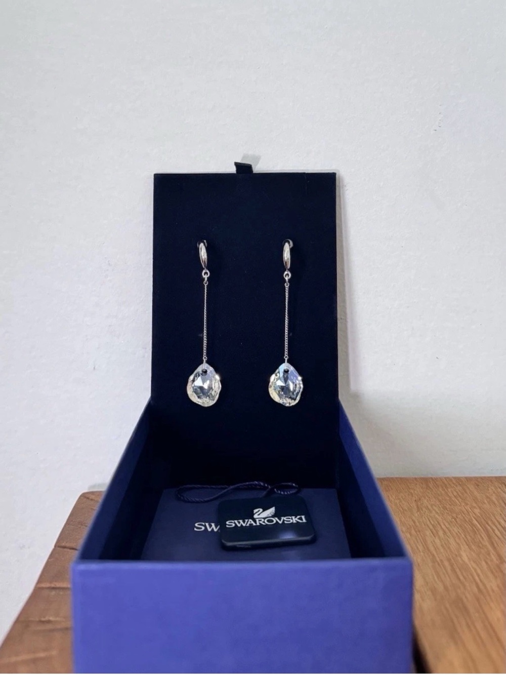 Swarovski Crystal CRY MOL/RHS Dangle Earrings 1014359 MIB 2 1/2” long Vintage